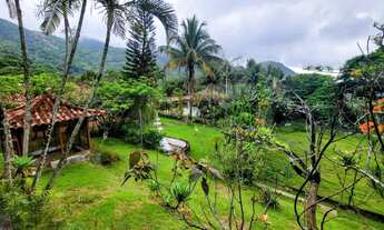 Imagem 3: Chácara com Casa Sede e Lazer Completo em Jacarepaguá