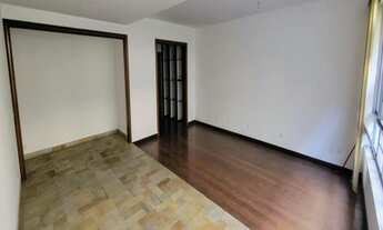 Imagem 3: Apartamento Amplo e Iluminado com 3 Quartos e 1 Suíte em Copacabana