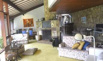 Imagem 6: Casa de alto padrão com 4 quartos em setor sossegado e agradável da cidade