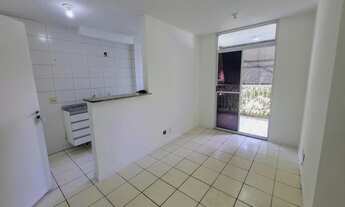 Imagem 2: Amplo Apartamento com Varanda , Infraestrutura Completa , Pronto para Morar