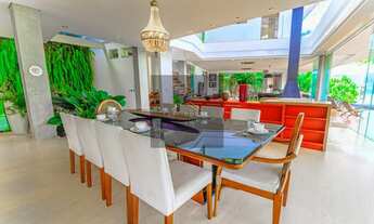 Imagem 4: Casa moderna em Ubatuba com 4 suítes- ambiente climatizado toda mobiliada