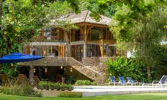 Imagem 2: Casa na Praia Domingas Dias, Em frente o Mar com 5 suítes
