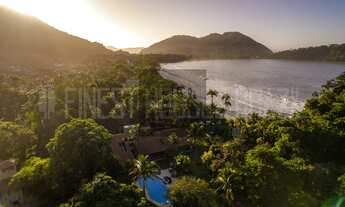 Imagem 7: Casa em Ubatuba a Beira Mar com 6 suítes , na praia Domingas Dias