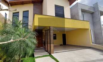 Imagem: Casa em Condomínio à Venda em Taubaté-SP