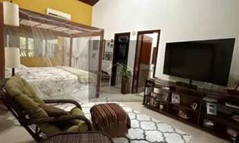 Imagem 4: Casa em Condomínio à Venda em Ubatuba-SP, Bairro Toninhas - 6 Quartos, 5 Suítes, 3 Salas