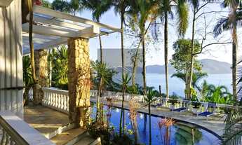 Imagem 2: Casa em Condomínio de Luxo em Ubatuba-SP: 6 quartos, 6 suítes, 3 salas, 8 banheiros, 5 vag