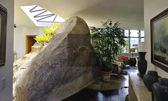 Imagem 6: Casa de luxo em condomínio à venda em Ubatuba-SP, bairro Toninhas - 4 quartos, 3 salas, 7