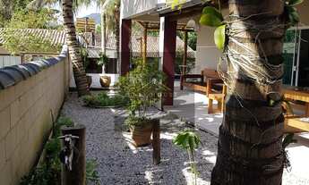 Imagem 4: Casa com 5 quartos e 3 suítes em Camburi, São Sebastião-SP 400m² Venda ou Locação