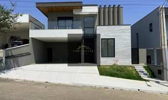 Imagem: Venda de Casa em Condomínio de Luxo em