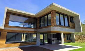 Imagem: Casa de luxo em Campos do Jordão-SP no