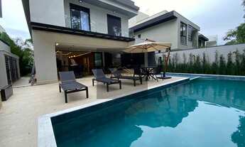 Imagem: Casa de Luxo em Condomínio na Riviera