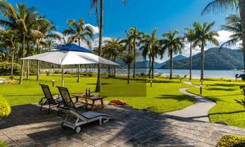 Imagem: Casa em frente mar condomínio à venda