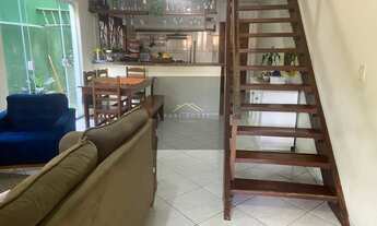 Imagem 2: Casa à venda em Ubatuba-SP, bairro Folha Seca - 3 quartos, 1 suíte, 2 salas, 2 banheiros