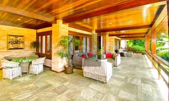 Imagem: Casa com vista do em condomínio à venda