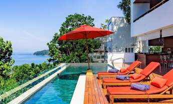 Imagem 2: Casa de luxo em condomínio à venda em Ubatuba-SP, bairro Toninhas, 5 quartos, 5 suítes, 3