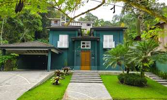 Imagem 3: Casa em Condomínio de Luxo em Domingas Dias, Ubatuba-SP - 4 Suítes, 3 Salas, 7 Banheiros