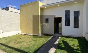 Imagem 1: Casa em Condomínio à Venda em Taubaté-SP: 2 Quartos, 1 Suíte, 2 Salas, 2 Banheiros, 2 Vaga