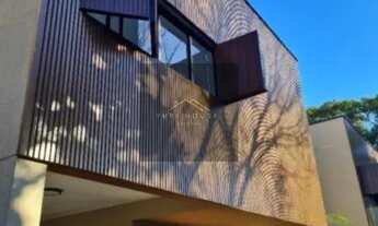 Imagem: Casa em condomínio no Camburi, São Sebastião-SP