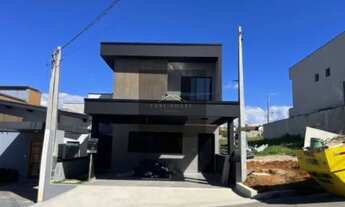 Imagem: Casa em condomínio à venda em Taubaté-SP