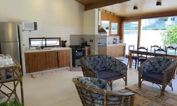 Imagem: Casa à venda em Ubatuba-SP, 3 quartos