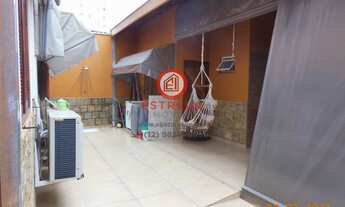 Imagem 7: Imóvel sofisticado em Jacareí-SP: casa de 4 quartos, 1 suíte, 2 salas, 4 banheiros, 3 vaga