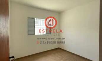 Imagem 6: Imperdível casa à venda em Jacareí-SP, Centro: 3 quartos, 1 suíte, sala, 2 banheiros, 2 va