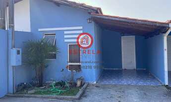 Imagem 1: Casa para locação com 2 quartos na Vila Martinez, Jacareí-SP: 1 sala, 1 vaga de garagem e