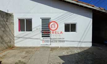 Imagem 2: Casa à venda em Caraguatatuba-SP no bairro Recanto Som do Mar: 2 quartos, sala, banheiro e