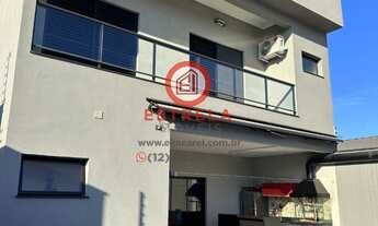 Imagem 1: Casa de 4 quartos com 2 suítes à venda em Jacareí-SP, no bairro Villa Branca: 244m² e 2 va