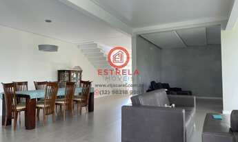 Imagem: Casa de luxo à venda em condomínio exclusivo