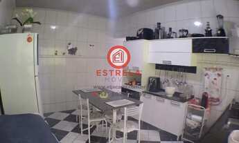 Imagem 7: Oportunidade de investimento: Casa à venda em Jacareí-SP, bairro Bandeira Branca, 2 quarto