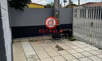 Imagem 2: Imóvel à venda em Jacareí-SP, Parque Brasil: 3 quartos, 1 sala, 2 banheiros, 3 vagas de ga