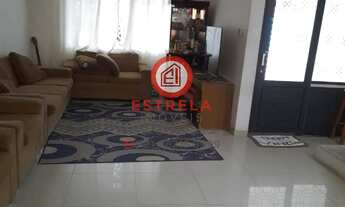 Imagem 6: Venda de Casa Impecável em Jacareí-SP, Parque dos Príncipes: 3 Quartos, 1 Suíte, 1 Sala, 3