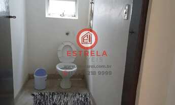 Imagem 3: Venda de Casa Impecável em Jacareí-SP, Parque dos Príncipes: 3 Quartos, 1 Suíte, 1 Sala, 3