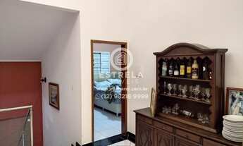 Imagem 2: Imperdível Casa à Venda em Jacareí-SP: 3 Quartos, 2 Suítes, 6 Vagas na Residencial Santa P