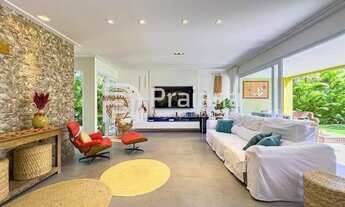 Imagem: Linda casa a venda térrea com 3 suítes