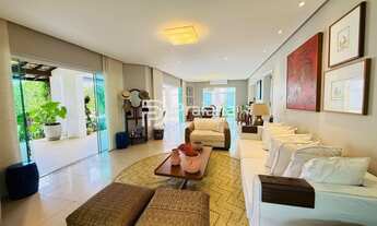 Imagem: Casa com 5 suítes a venda em Guarajuba