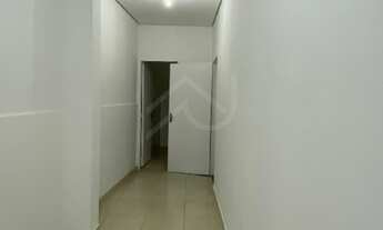 Imagem 2: Galpão Comercial para Locação em Cajamar-SP, Bairro Guaturinho: 1 Sala, 4 Banheiros, 2 Vag