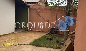 Imagem 2: Imperdível! Casa à venda em Rio Verde-GO, com 3 quartos, 1 sala, 2 banheiros e 4 vagas de