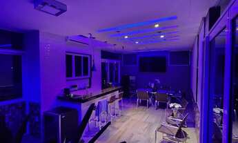 Imagem 2: Vargem Pequena, belissima casa, com 5 suites, lazer no Rooftop com piscina, academia e are