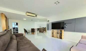 Imagem: Ipanema, quadrissima da praia, apartamento