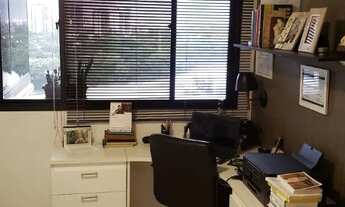 Imagem 3: Barra da Tijuca, 2 quartos + dependencia, andar alto, sol da manha, linda vista mar, lagoa