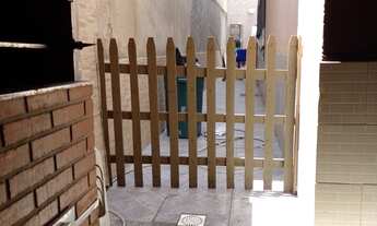 Imagem 2: Realengo, otima casa linear, em rua super tranquila, 2 quartos com quintal e área gourmet