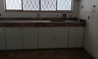 Imagem 4: Bangu, casa duplex com 250m², 4 quartos (2 suites), hidro, terreaço com churrasqueira, qui