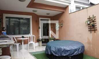 Imagem: Imóvel à venda Casa triplex de 4 quartos