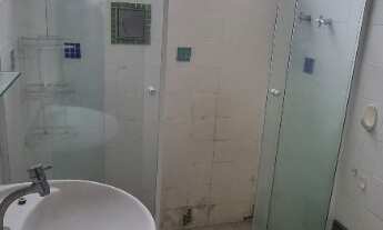 Imagem 7: Apartamento à venda na Barra da Tijuca, RJ: 1 quarto, 1 sala, 1 banheiro e 1 vaga de garag