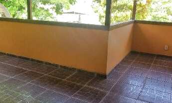 Imagem: Casa triplex de 2 quartos no Jardim Sulacap