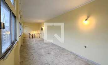 Imagem 7: Cobertura em Copacabana - 4 quartos, 3 banheiros, 243m², 1 vaga de garagem. Próximo ao met