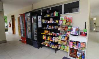 Imagem 7: Apartamento de 74m, todo no porcelanato, reformado e decorado com fino acabamento