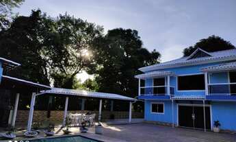 Imagem: Casa de Alto Padrão em Condomínio no Rio